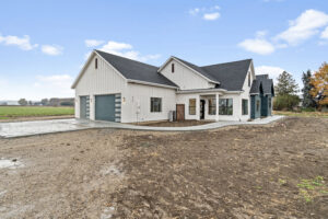 Ascent Custom Home Garage Exterior Image - Idaho Impact Homes - Boise, Idaho