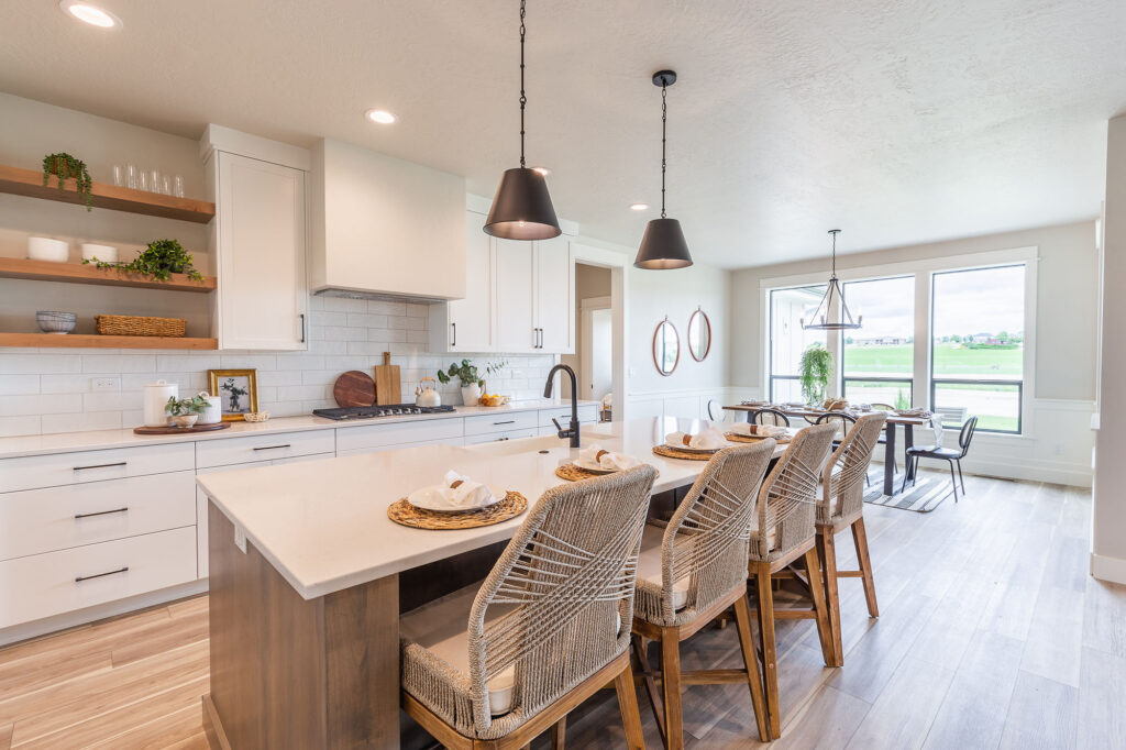 Owyhee - C-Interior-BurOakNorth-11