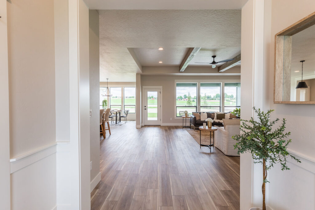 Owyhee - C-Interior-BurOakNorth-2